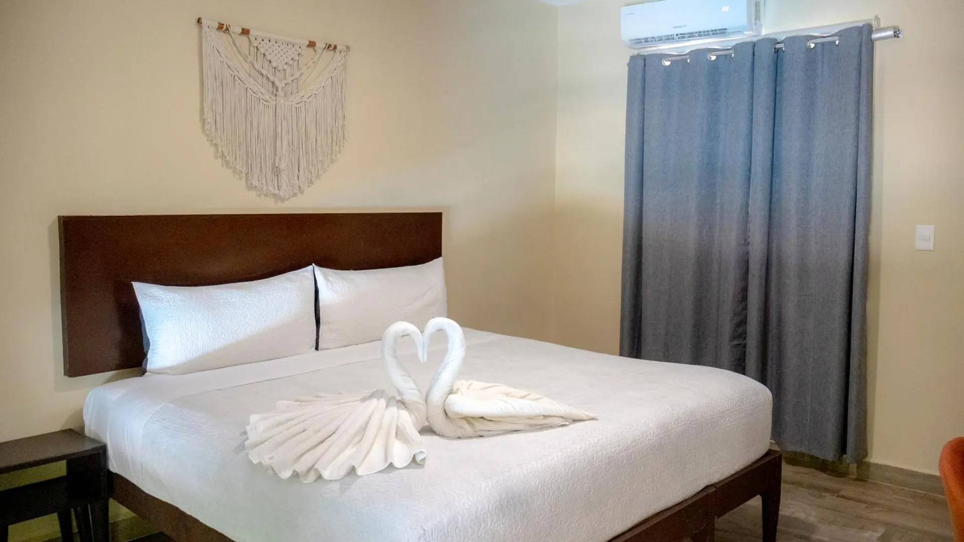 Ammare Hotel Boutique 普拉亚卡门